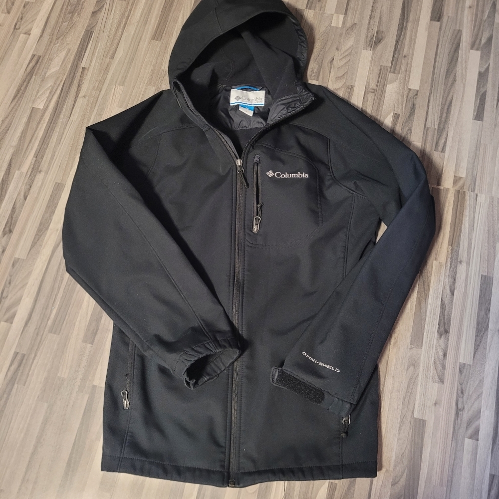 Columbia Men's Black Omni Shell Jacket Small